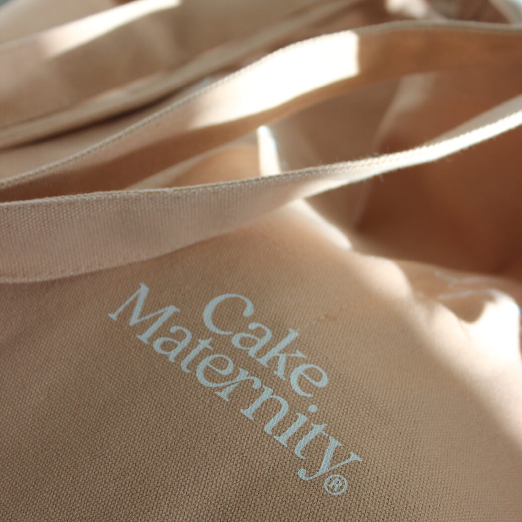 maternity tote bag feature 1